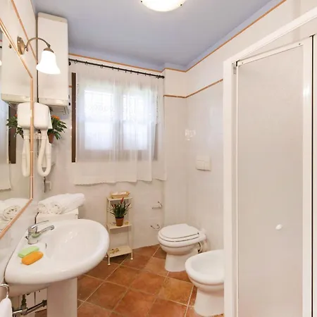 Lari-2 By Interhome *